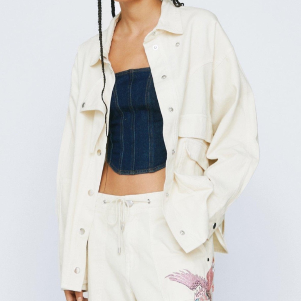 Nasty Gal Embroidered Beaded Oversized Shacket in White Combo sz 4 NWT - Picture 3 of 10